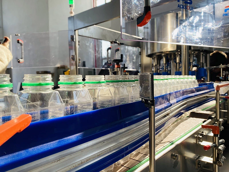 Square Bottle Opp Labeling Machine